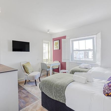 Stylish Eco Aparthotel In Folkestone Dış mekan fotoğraf